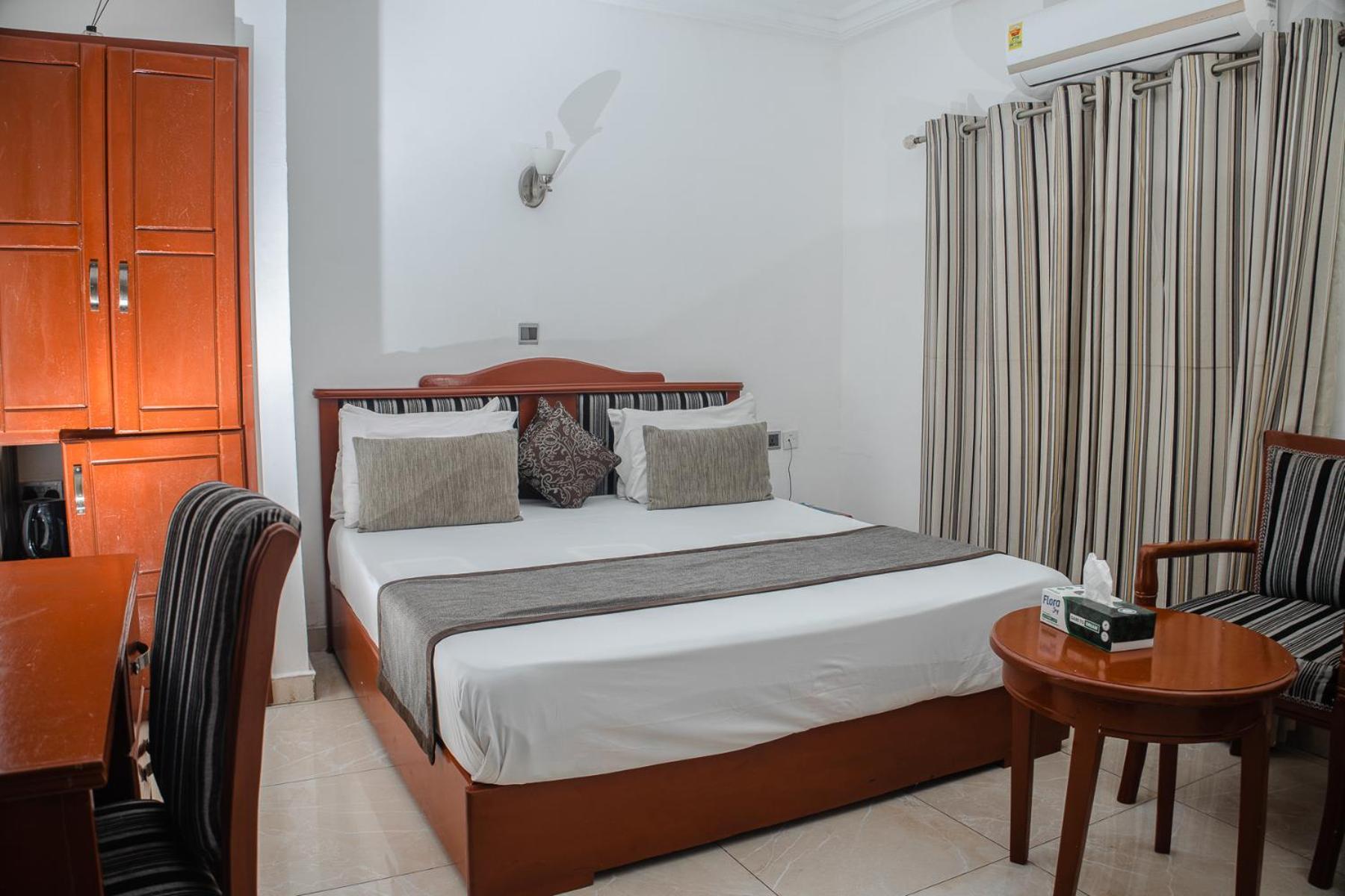 Stadium Hotel Kumasi Exterior photo