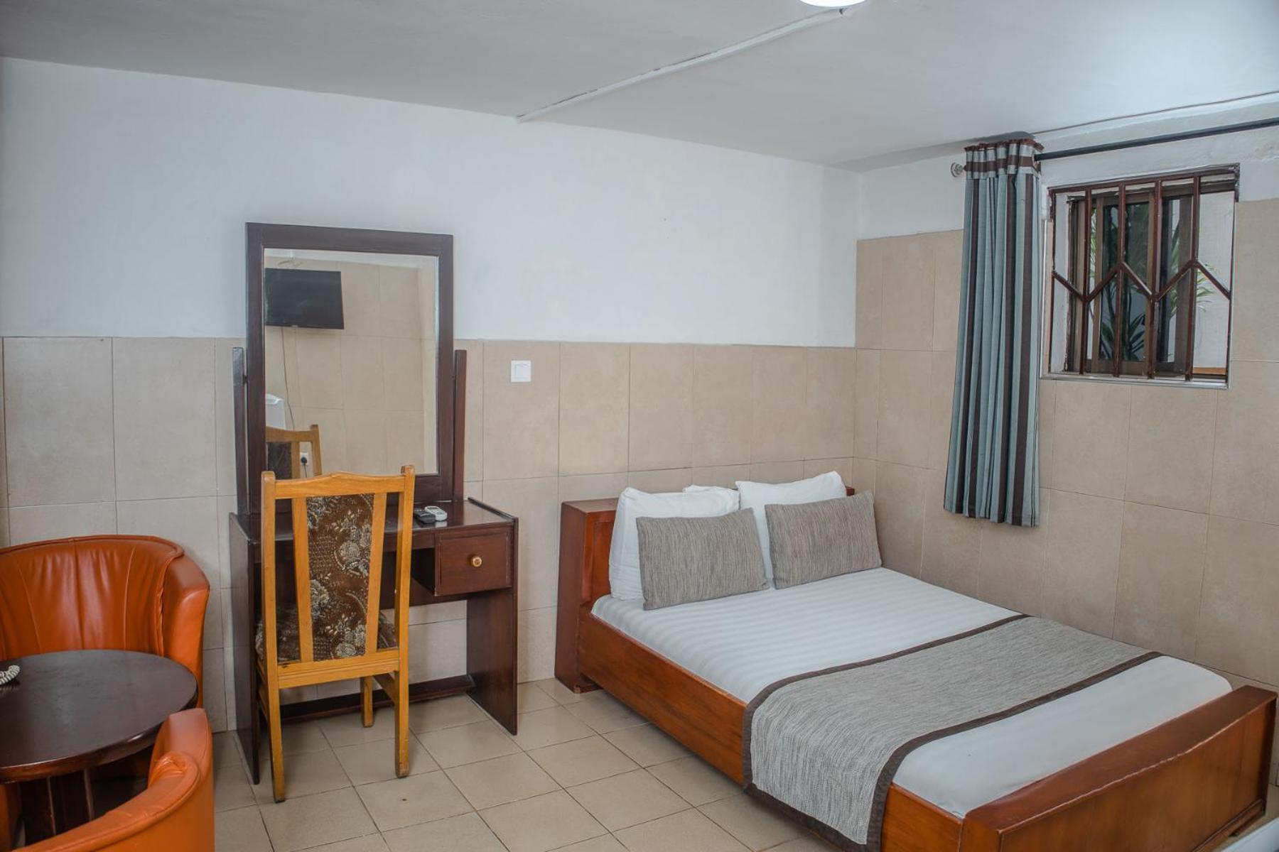 Stadium Hotel Kumasi Exterior photo