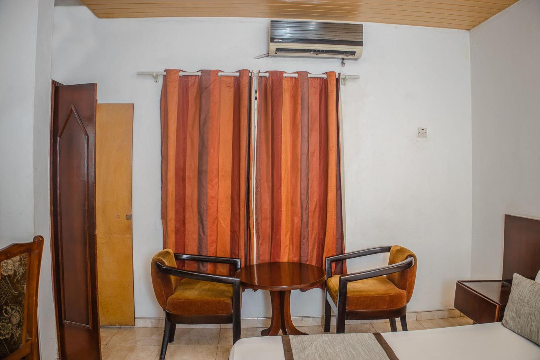 Stadium Hotel Kumasi Exterior photo